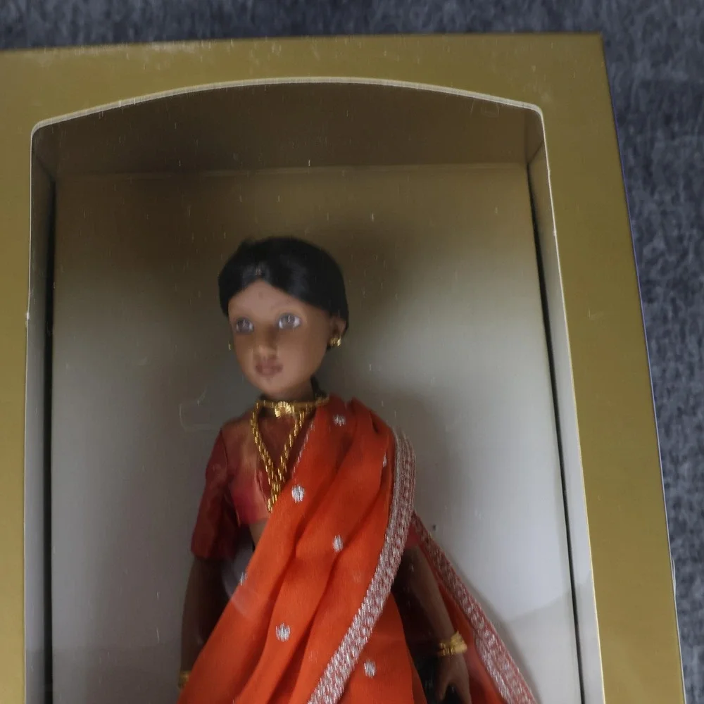 Girls Of Many Lands Neela 9in Fashion Doll PB Book India New In Box Set